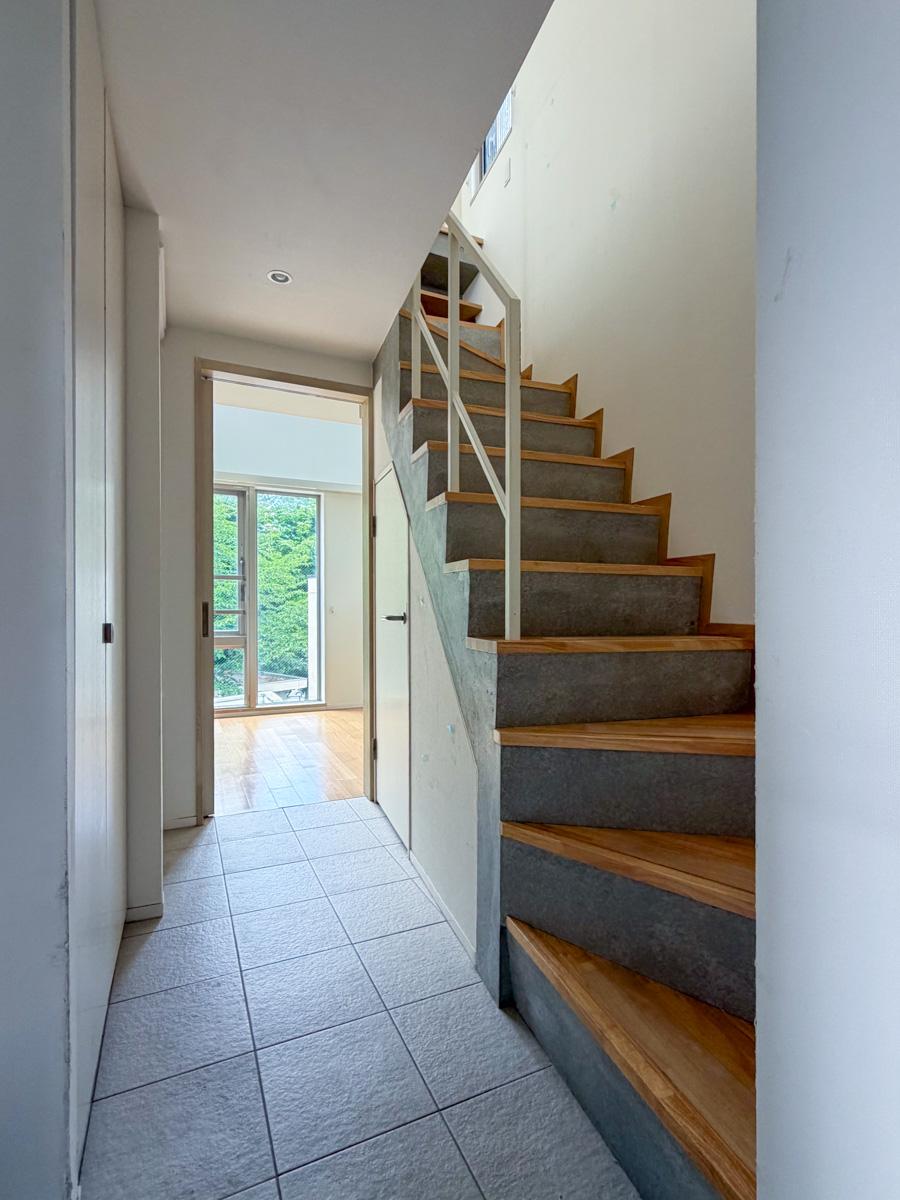 東京都渋谷区笹塚の賃貸物件/玄関からの眺め