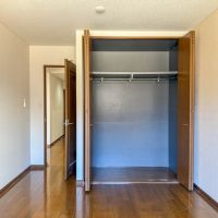 目黒区八雲の賃貸物件/8帖の洋室にクローゼット
