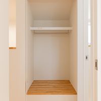 三鷹市井の頭の賃貸物件/2階の廊下にある収納