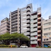 東京都渋谷区広尾の賃貸物件/左から4番目が今回の建物