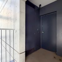東京都世田谷区上北沢の賃貸物件/玄関ドア