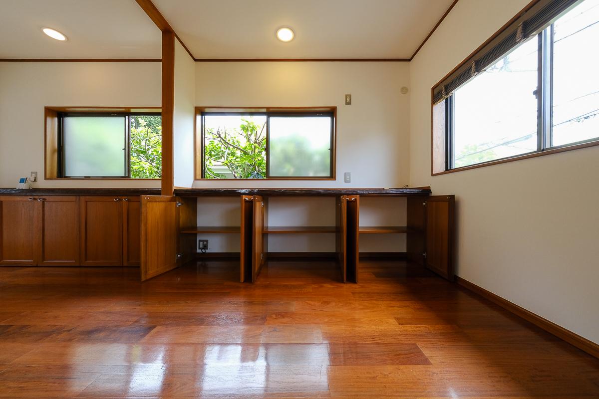 杉並区善福寺の賃貸物件/収納はしっかりと奥行きもあります