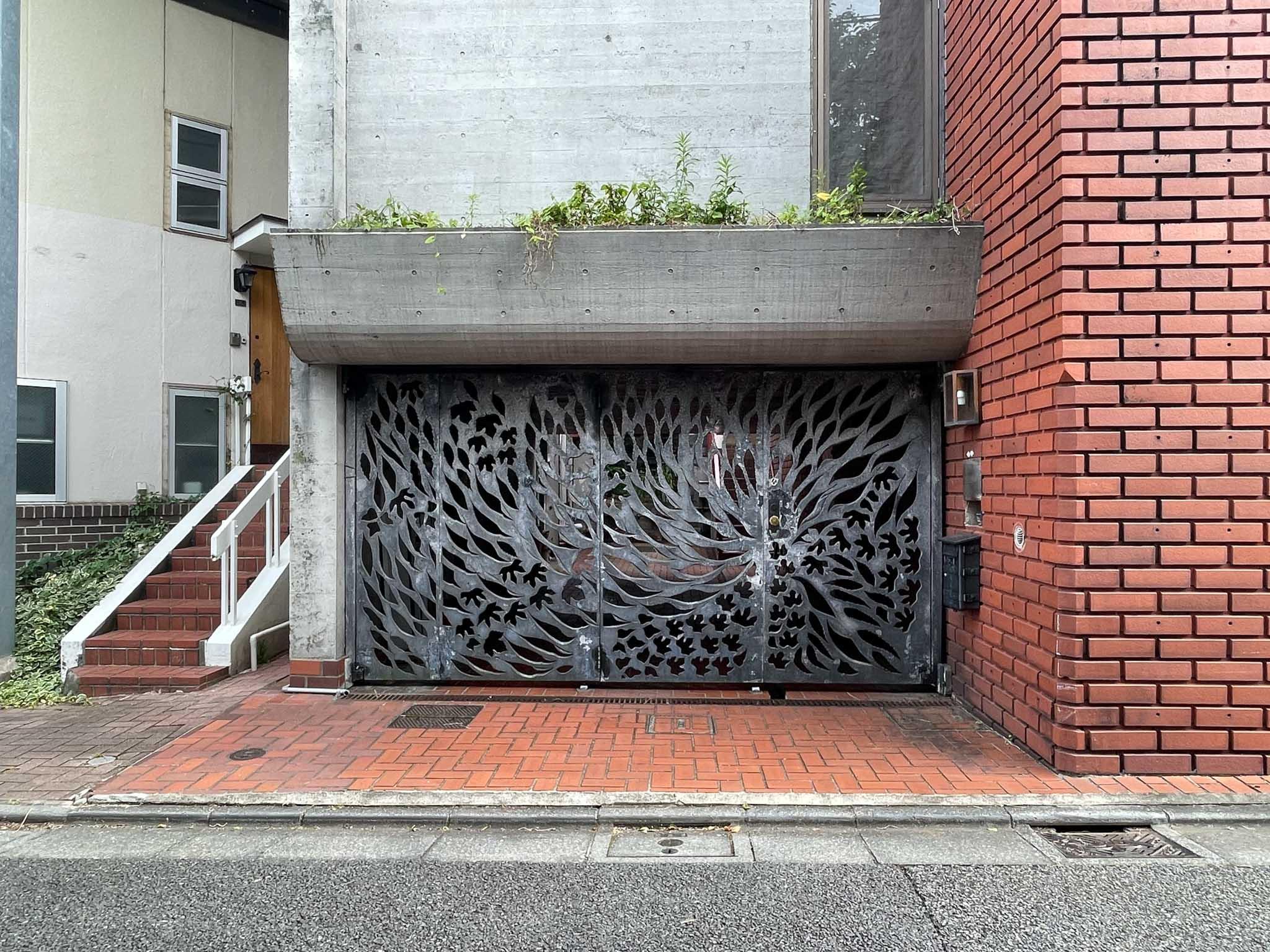 世田谷区代沢の賃貸物件/右側だけが開くので、そんなに大変ではありません