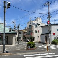 大田区田園調布本町の賃貸物件/目の前は道路のため、少々人の目が気になるかもしれません。