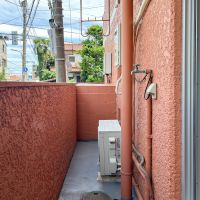 大田区田園調布本町の賃貸物件/ベランダ。幅はかなりタイトです