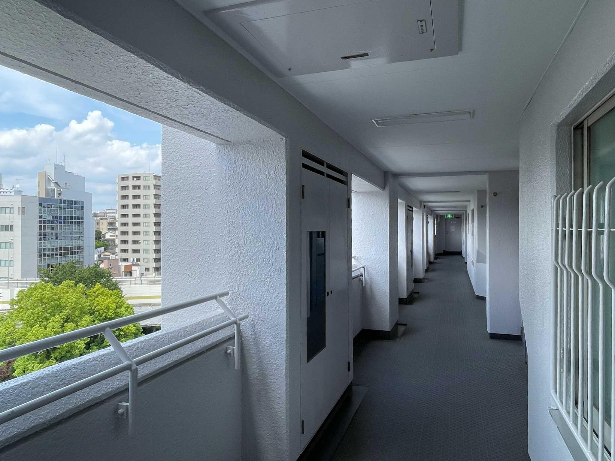 文京区関口の賃貸物件/玄関外、共用部