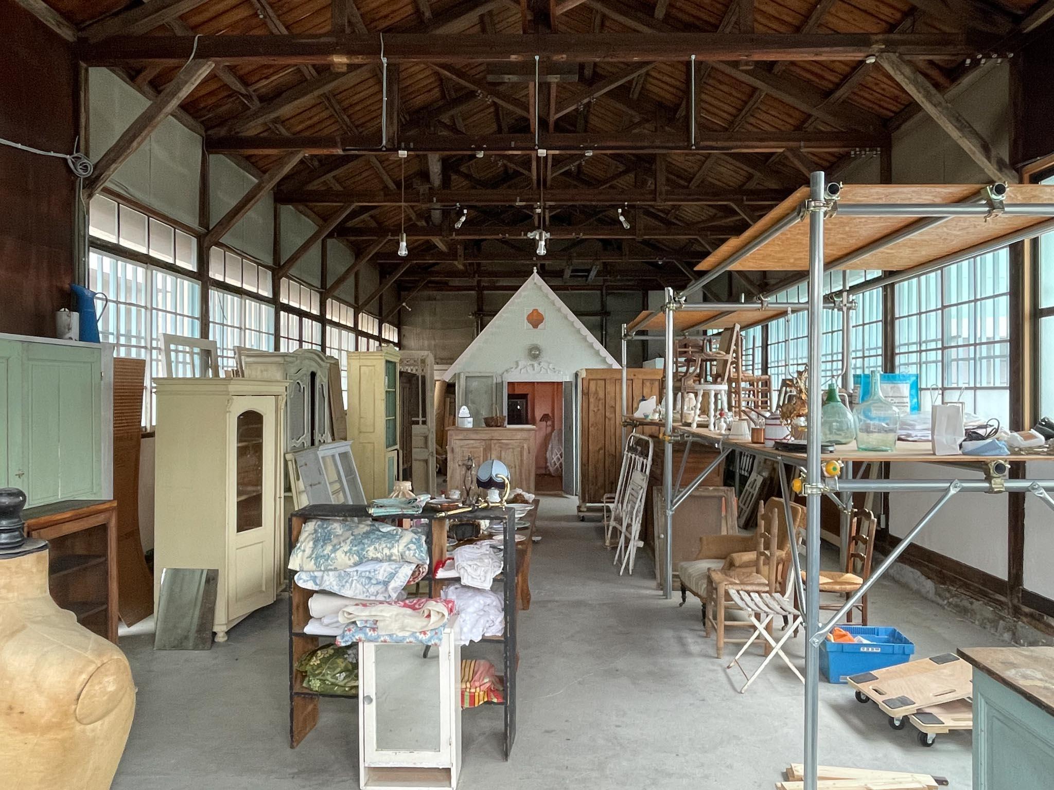 八王子市千人町の賃貸物件/かつて繊維工場として使われていた、趣ある木造建築。空間の個性を活かした利用にぴったりです