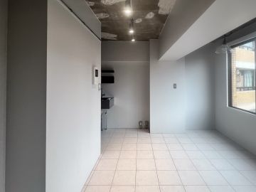 港区赤坂の賃貸物件/眺めの良いワンルームを書斎に