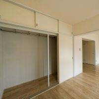 港区赤坂の賃貸物件/クローゼットはなかなかの容量