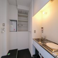 港区西麻布の賃貸物件/小さなキッチンスペース