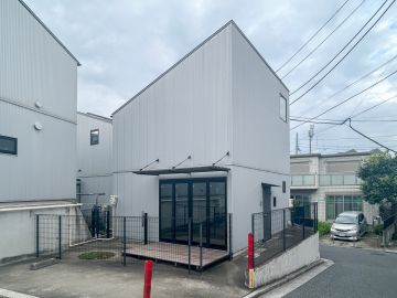 板橋区中台の賃貸物件/余白が生み出す遊び心ー駐車場つきー