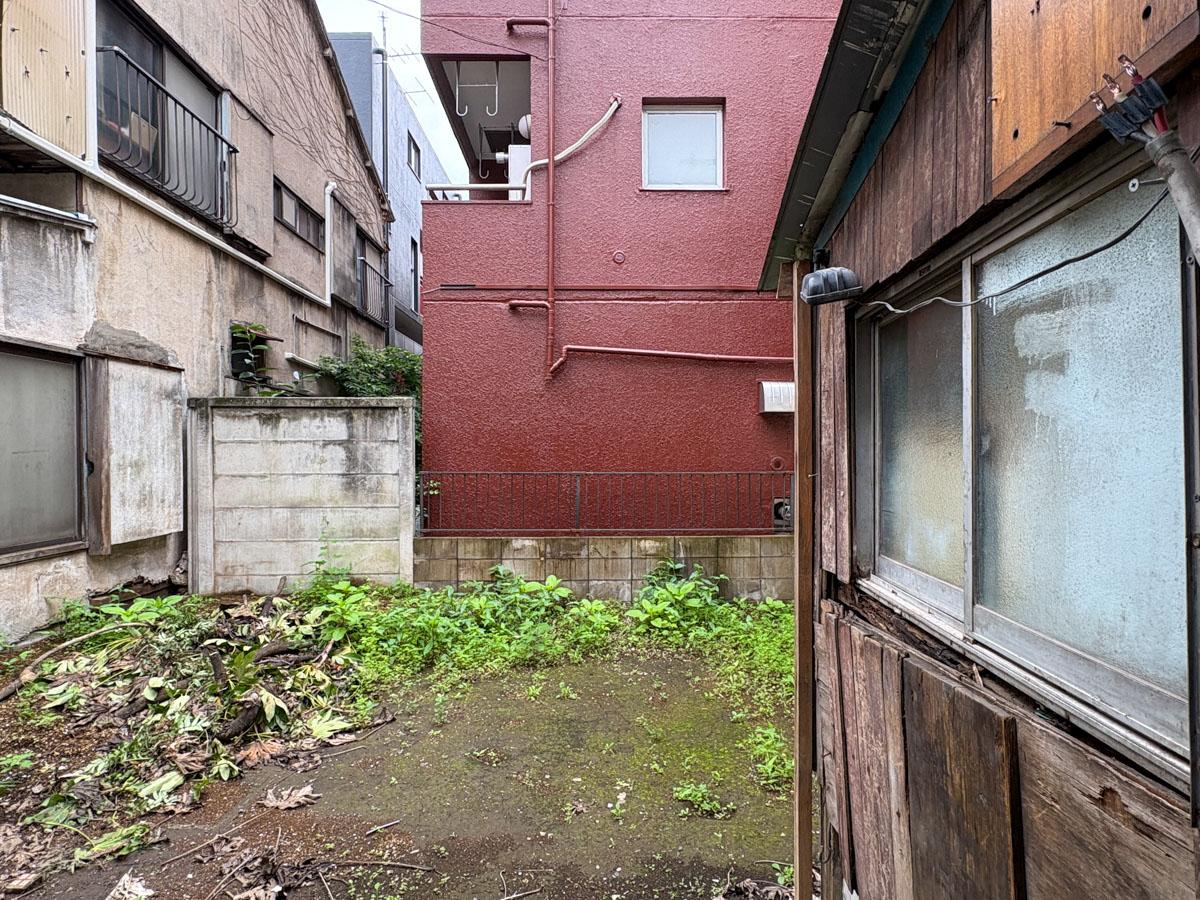 杉並区西荻北の賃貸物件/1階から庭に出られる