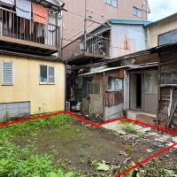 杉並区西荻北の賃貸物件/1階　赤で囲ったあたりが庭です　20㎡くらいはあるかなと