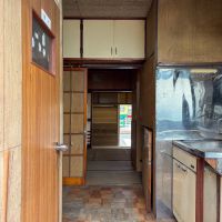 東京都中野区上高田の賃貸物件/裏口から1階を見る