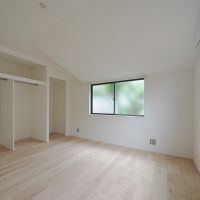 杉並区高井戸西の賃貸物件/北側洋室。収納スペースには扉はありません