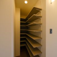品川区東大井の売買物件/たくさんの靴を置けるシューズラック
