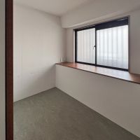 渋谷区恵比寿の売買物件/窓辺が出窓のようになっている