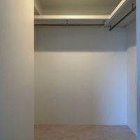 世田谷区上用賀の賃貸物件/洋室内のウォークインクローゼット