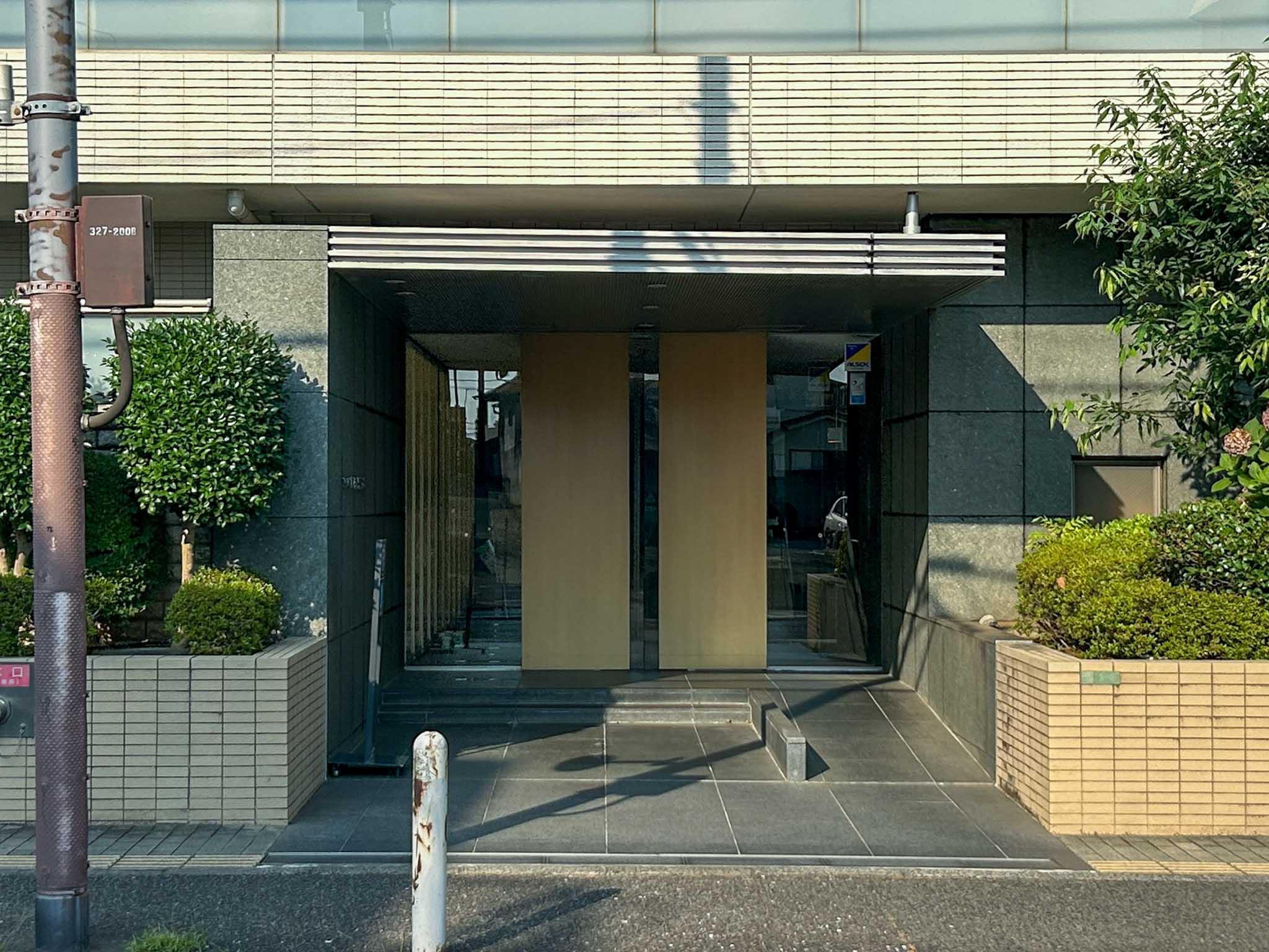 世田谷区上用賀の賃貸物件/エントランス