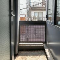 杉並区高円寺の賃貸物件/ベランダはかなりコンパクトなサイズ感