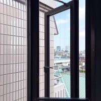 中野区本町の賃貸物件/出窓は開けることができます