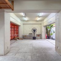 千代田区東神田の賃貸物件/室内奥から入り口側を見る