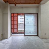 千代田区東神田の賃貸物件/窓の前にはサッシが取り付け済み。取り払うことも可能