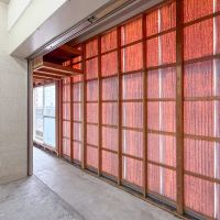 千代田区東神田の賃貸物件/川側は簡易的な壁。ここをどうするかが肝となりそうです