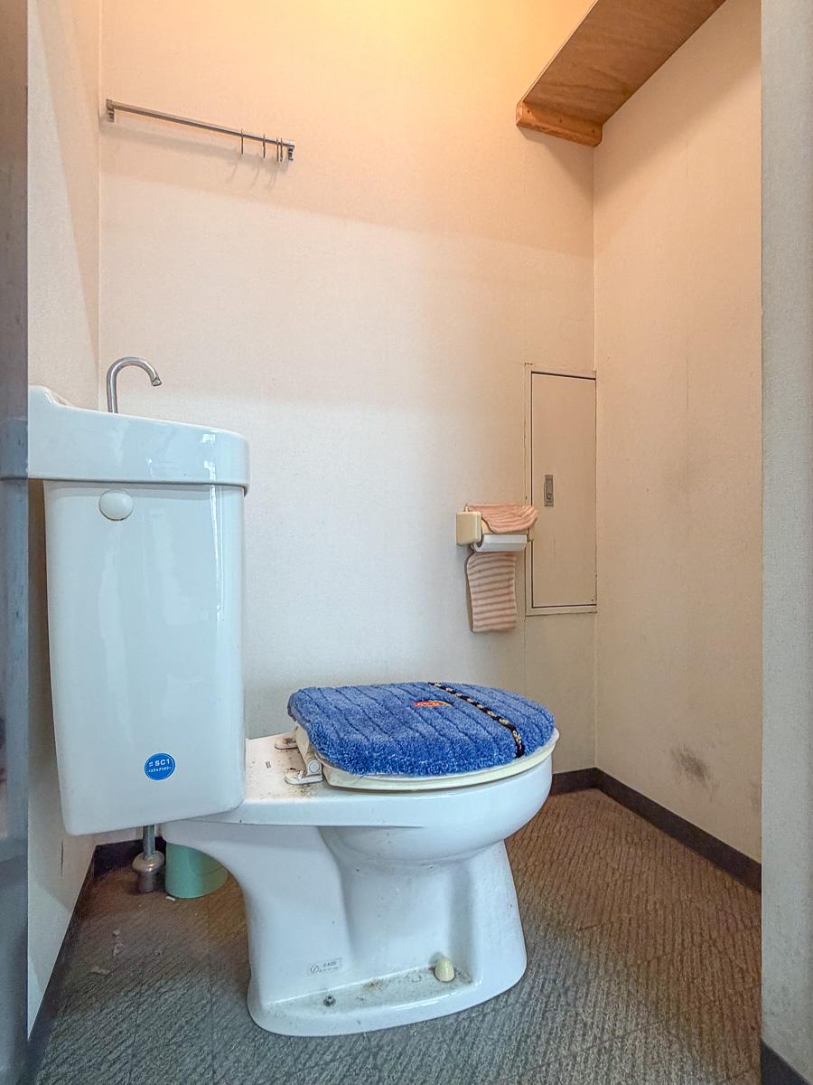千代田区東神田の賃貸物件/トイレは少し古めです
