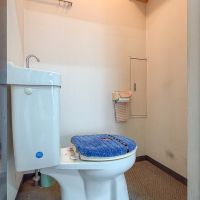 千代田区東神田の賃貸物件/トイレは少し古めです