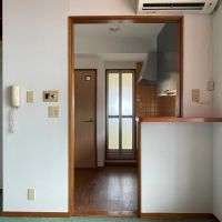 杉並区和田の賃貸物件/キッチンのほうへ向かいます