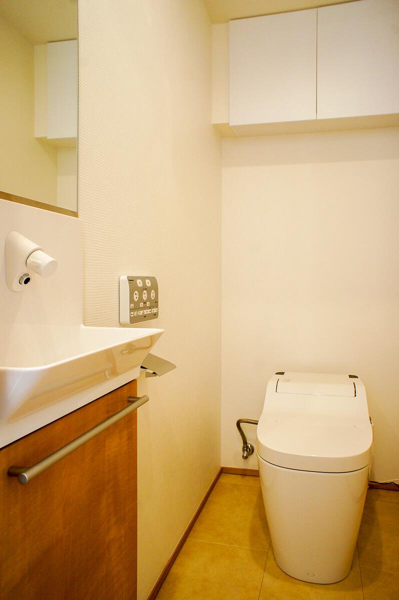 港区赤坂の賃貸物件/ウォシュレットトイレ