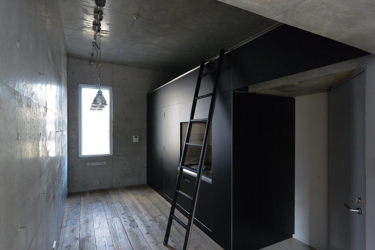 渋谷区東の賃貸物件/天井が高いので面積よりもゆとりを感じます