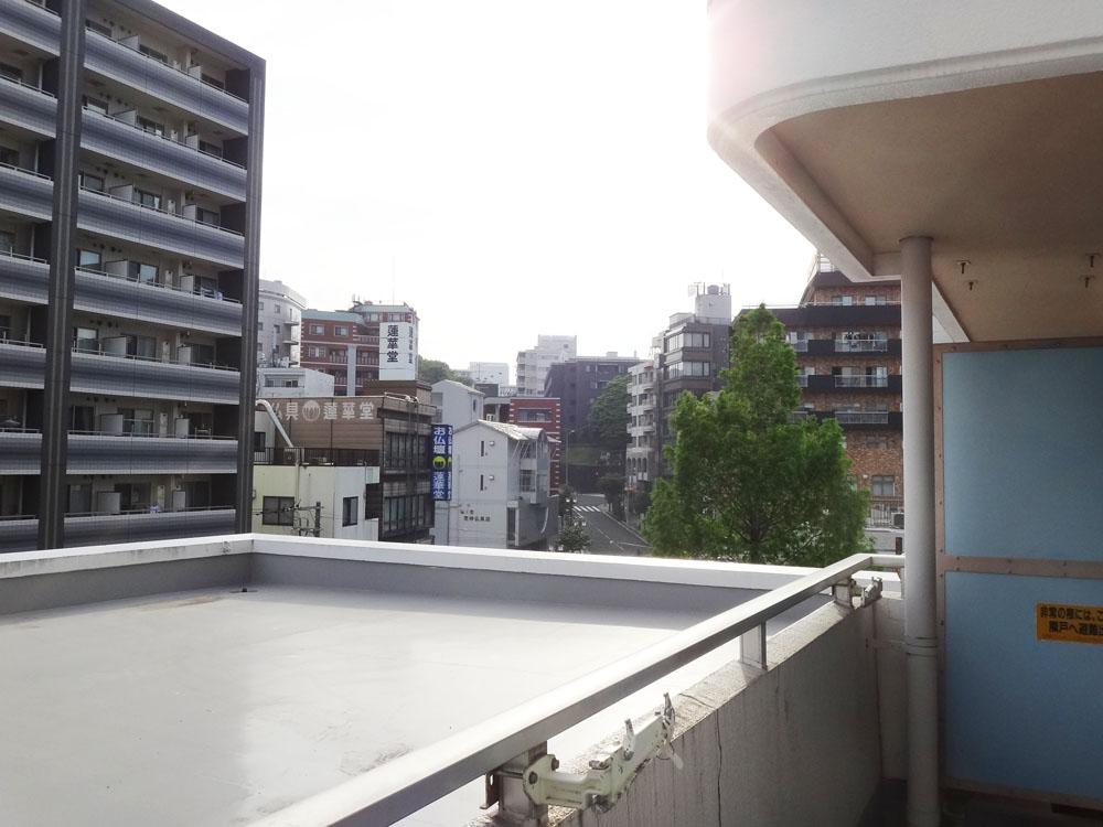 視界の抜け、日当たり良しです。
