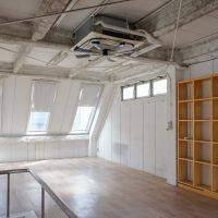 渋谷区東の賃貸物件/4階：天井高さ3.5mほど