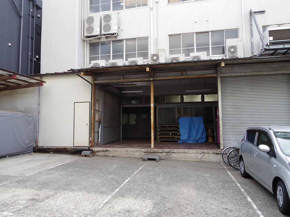 新宿区東榎町の賃貸物件/エレベーターがあるエントランス