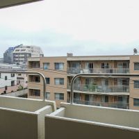 渋谷区代々木の賃貸物件/バルコニーにはフラワーベースもあったりして