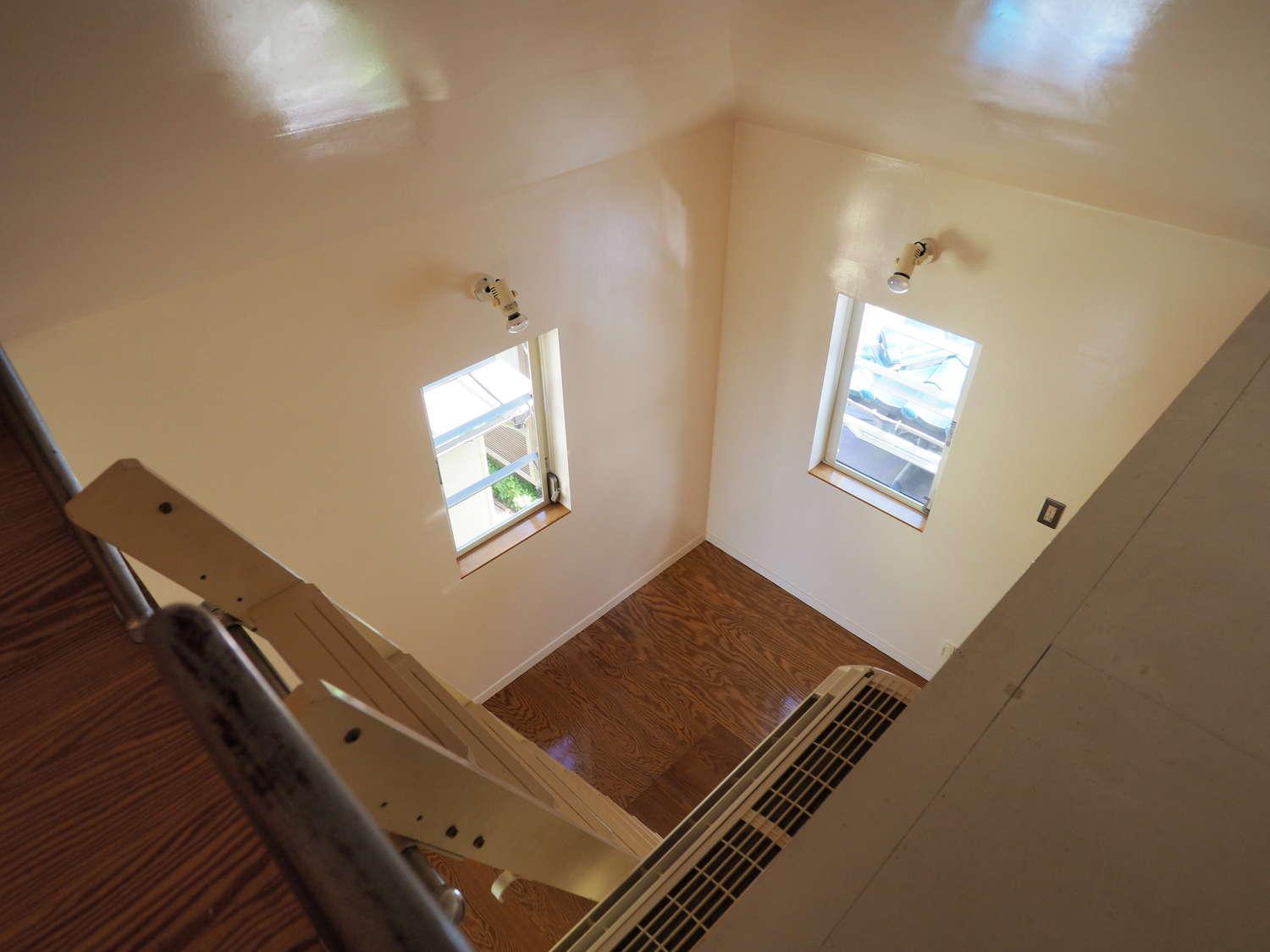 世田谷区北沢の賃貸物件/ロフトから見下ろす