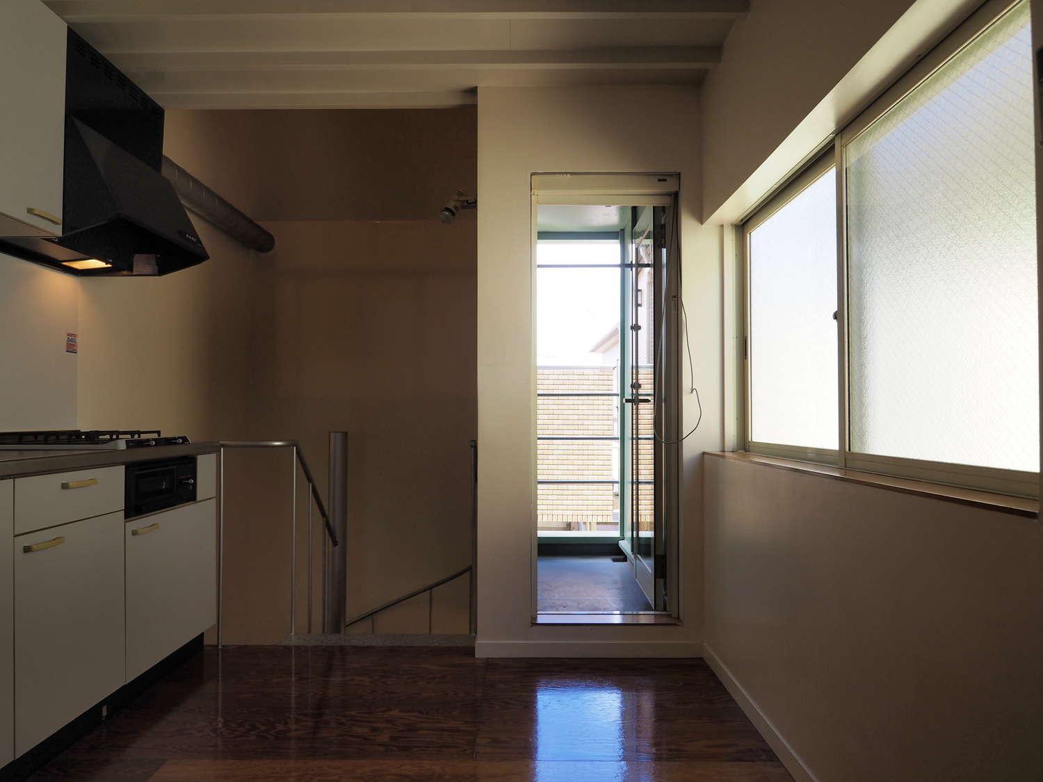 世田谷区北沢の賃貸物件/洗濯物はバルコニーで