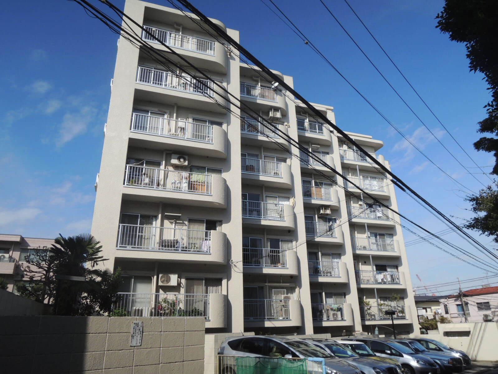今回の部屋左端の6階。どの方向にも抜ける眺めが気持ちいい