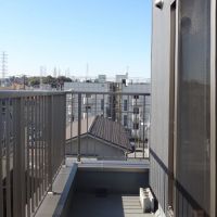横浜市港北区樽町の賃貸物件/4階のバルコニー。