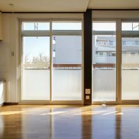 板橋区稲荷台の賃貸物件/窓辺は二重サッシで冷気や暑さ、音を遮断