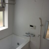 横浜市保土ヶ谷区西谷町の賃貸物件/浴室にも窓があります。