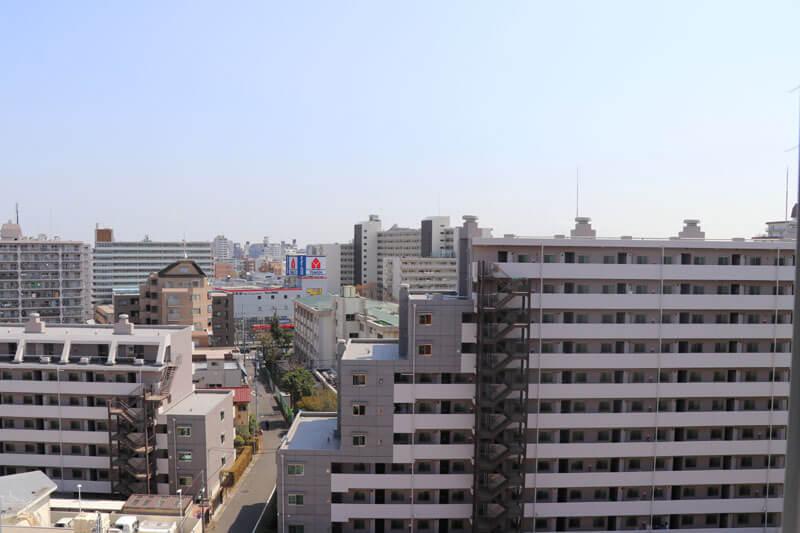 建物は遠いので人目が気になりません