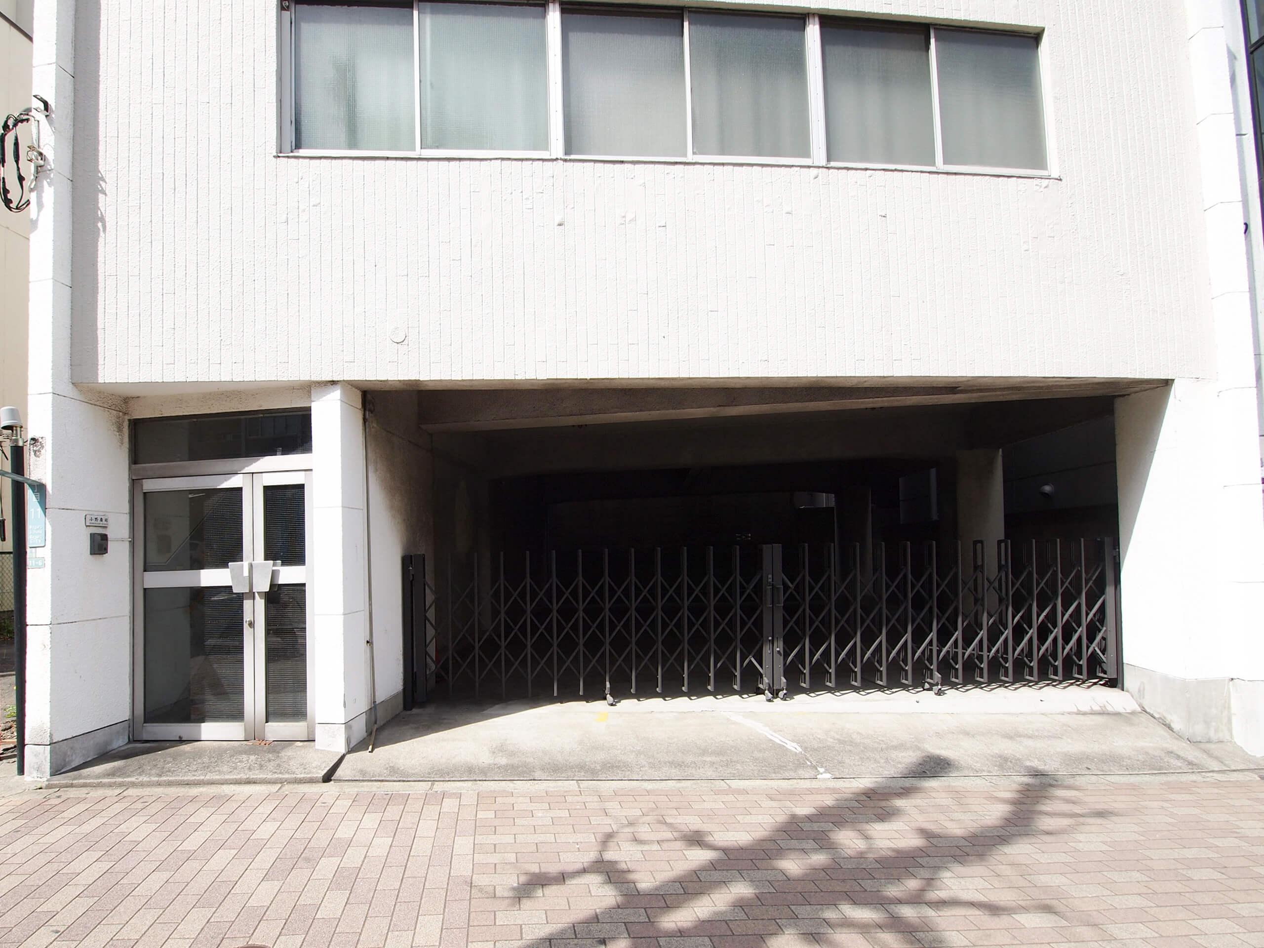【外観】1階部分の間口が広くていい。