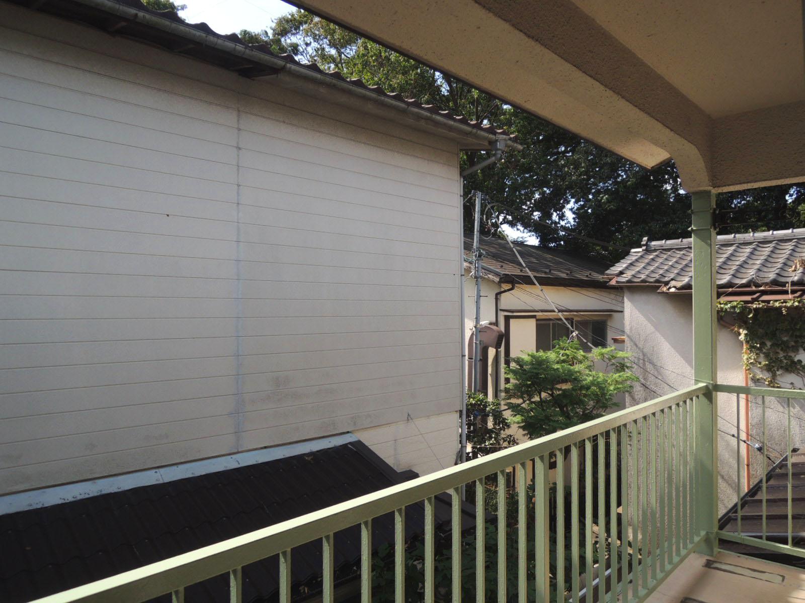 抜けはないものの、隣家に窓がないので視線は気にならず