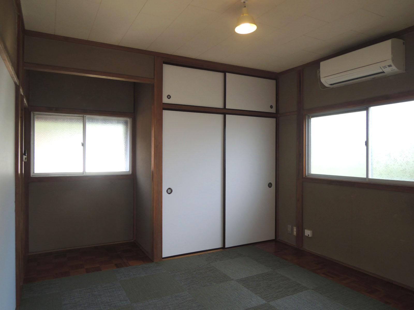 奥の和室、全ての和室に押入があります