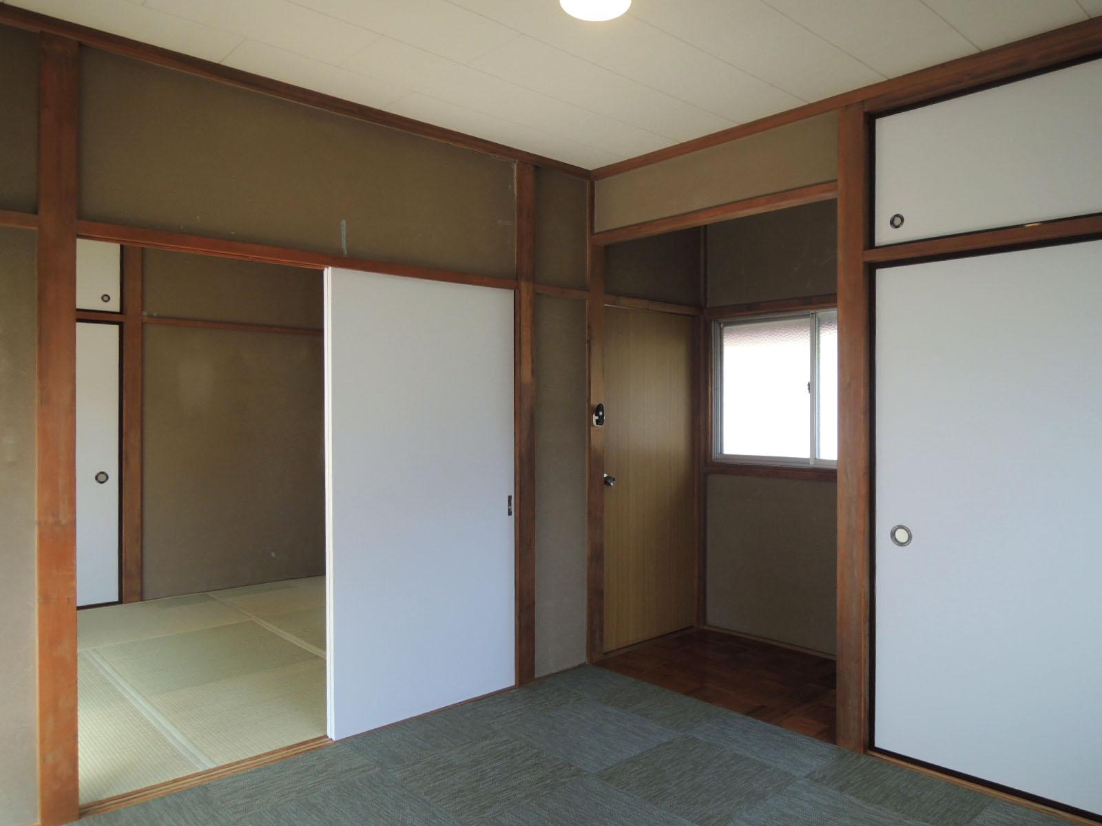 引戸を閉めきってドアを使い完全振り分けにすることも