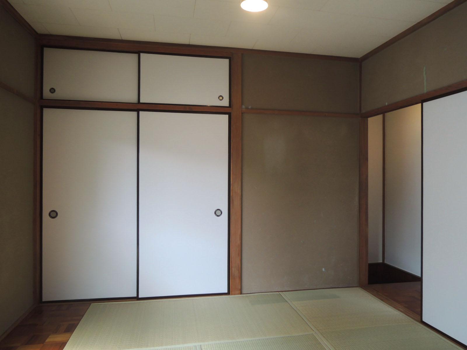 こちらにも押入