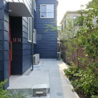 杉並区大宮の賃貸物件/玄関（新築竣工時写真）